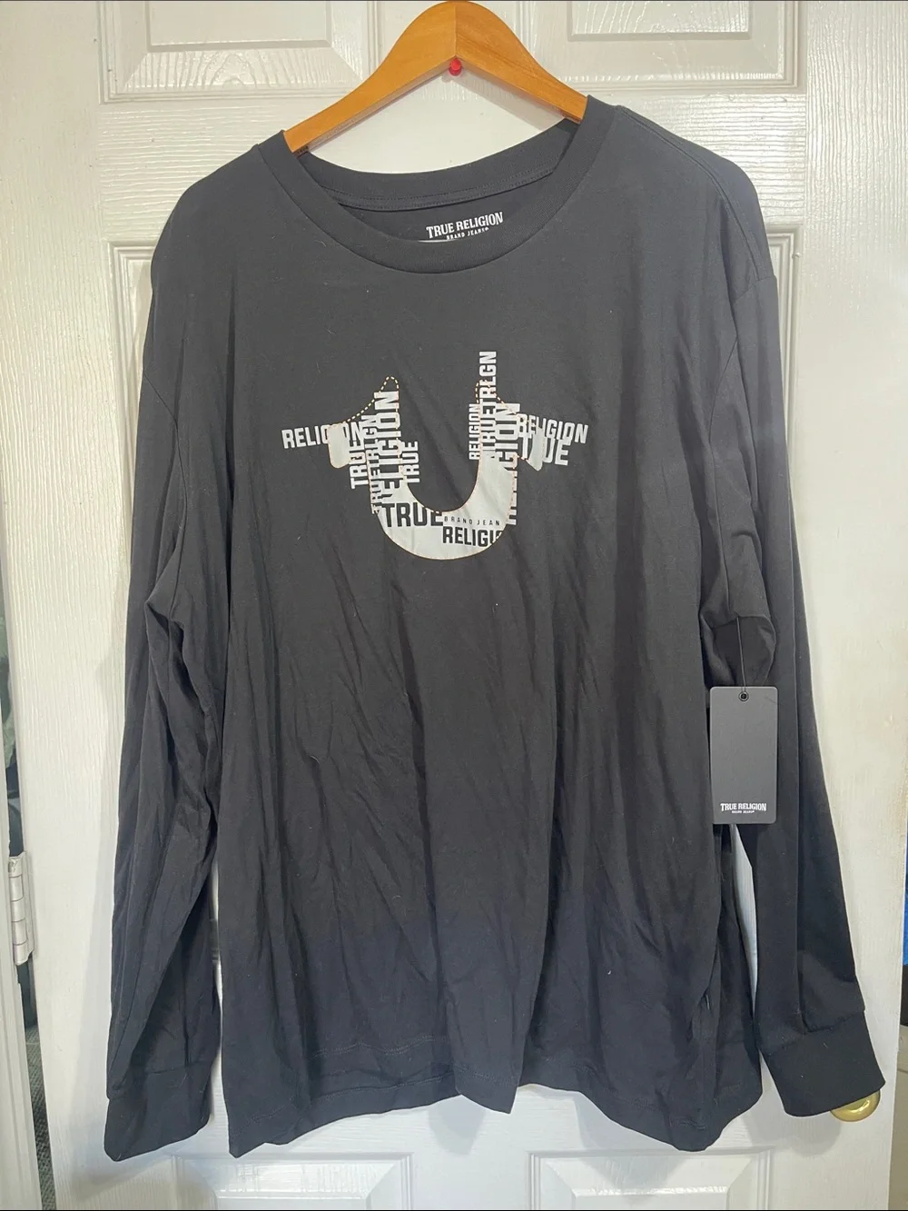 Men’s True Religion - Black Long-Sleeve Logo Tee